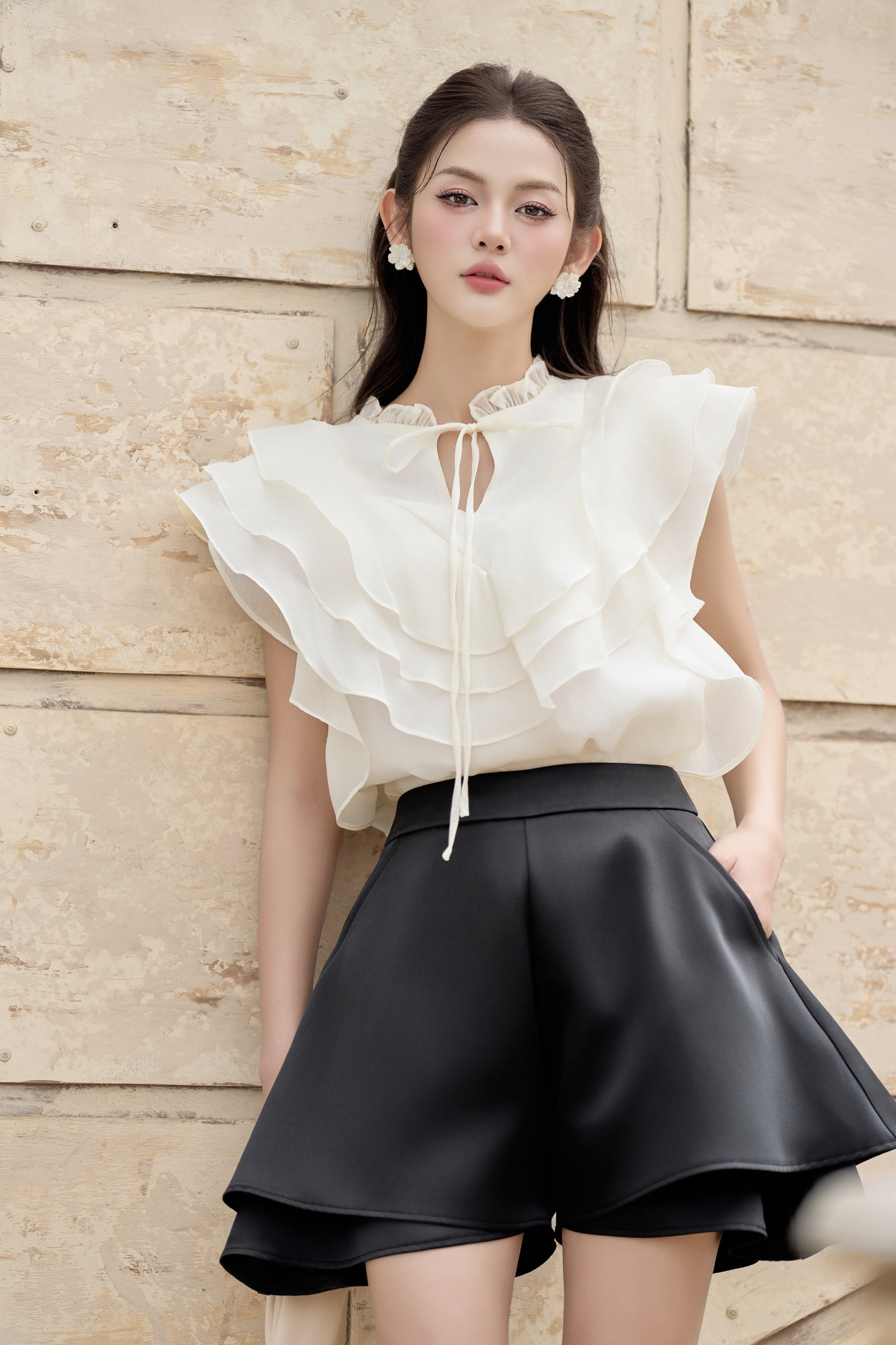 DAZZLING TOP