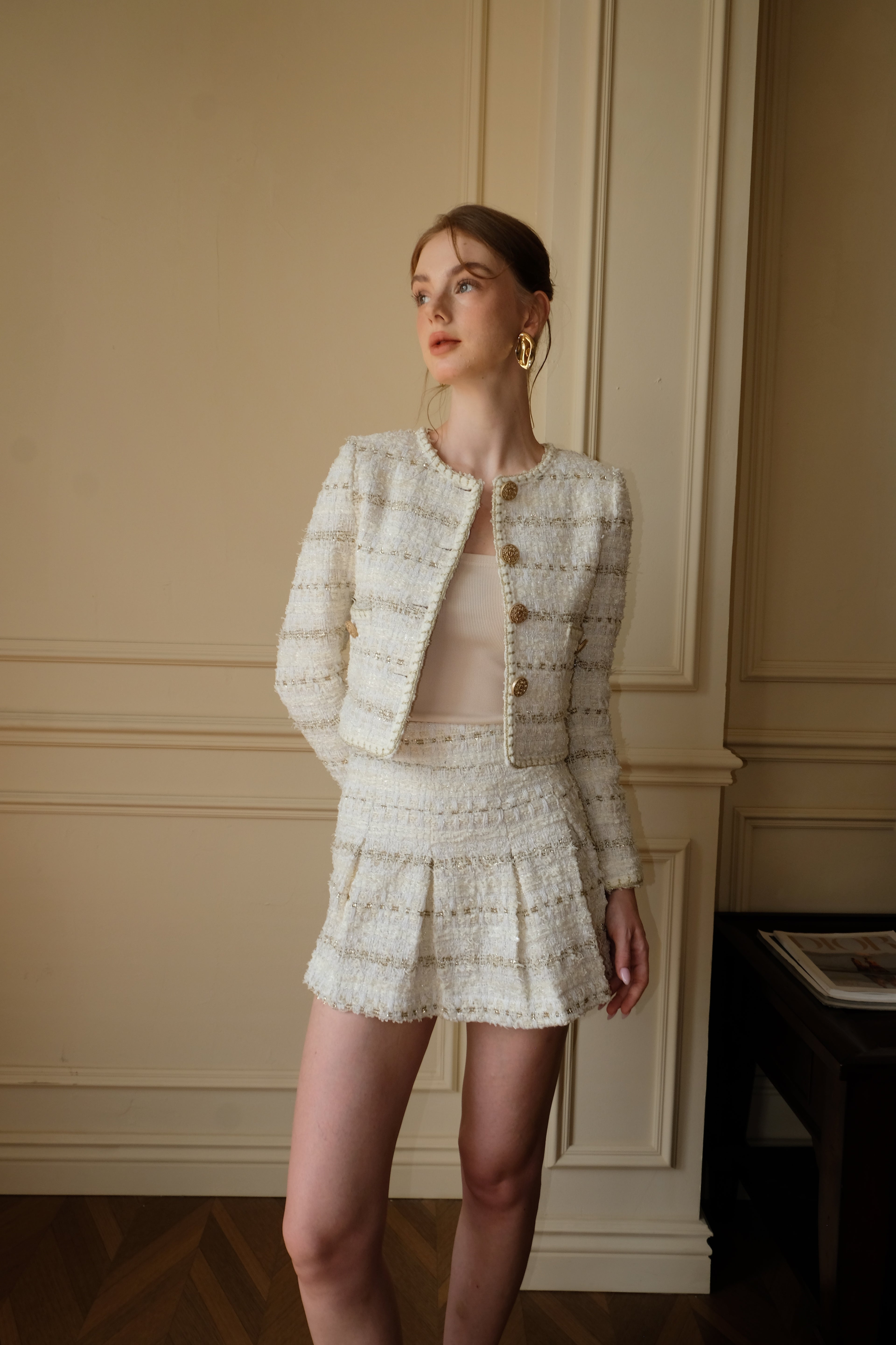 JACKIE TWEED SET IN BEIGE