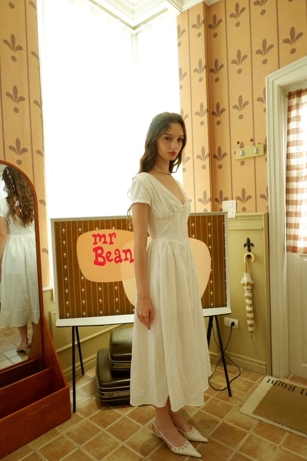 MERINGUE DRESS IN WHITE