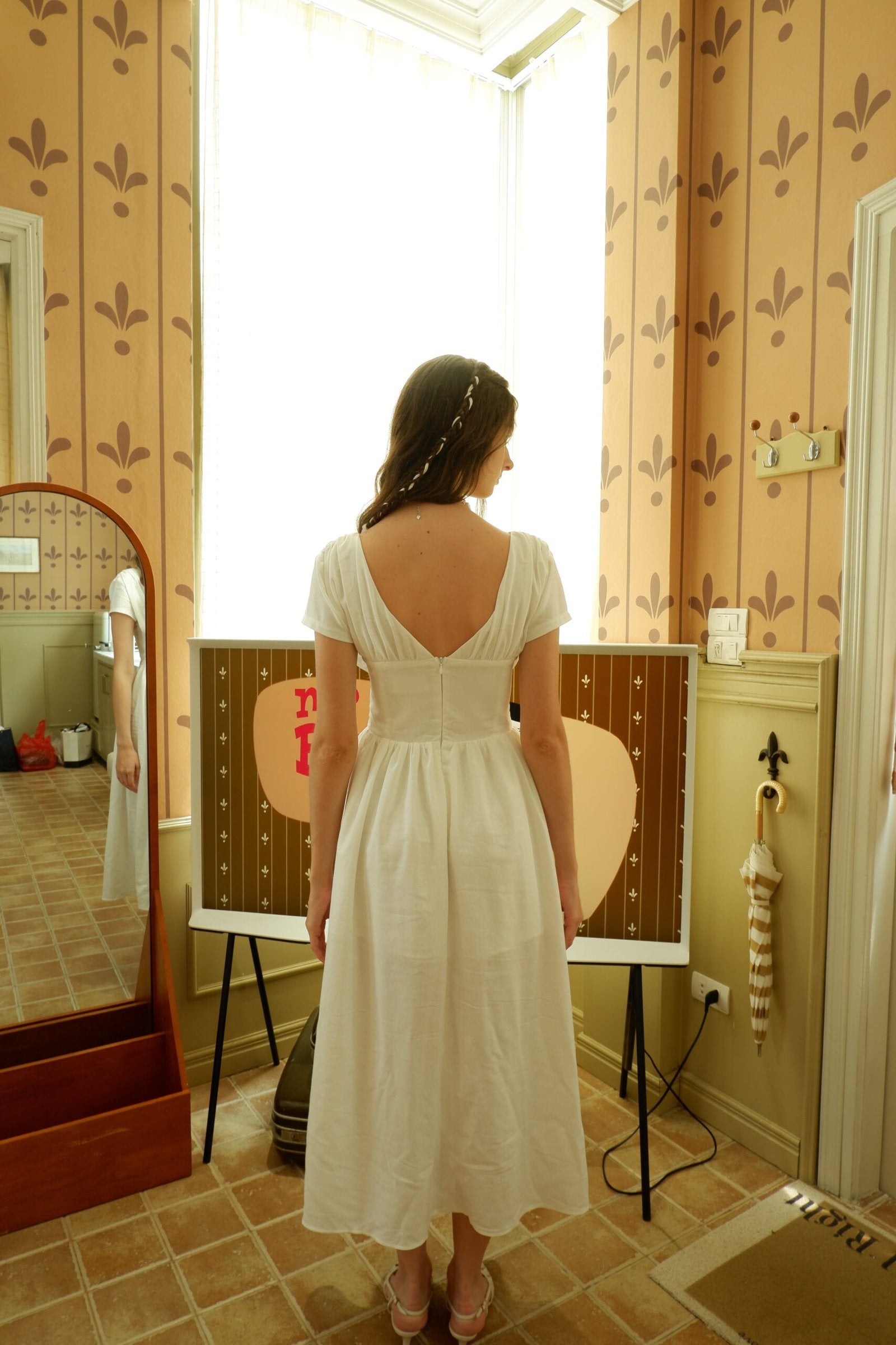 MERINGUE DRESS IN WHITE