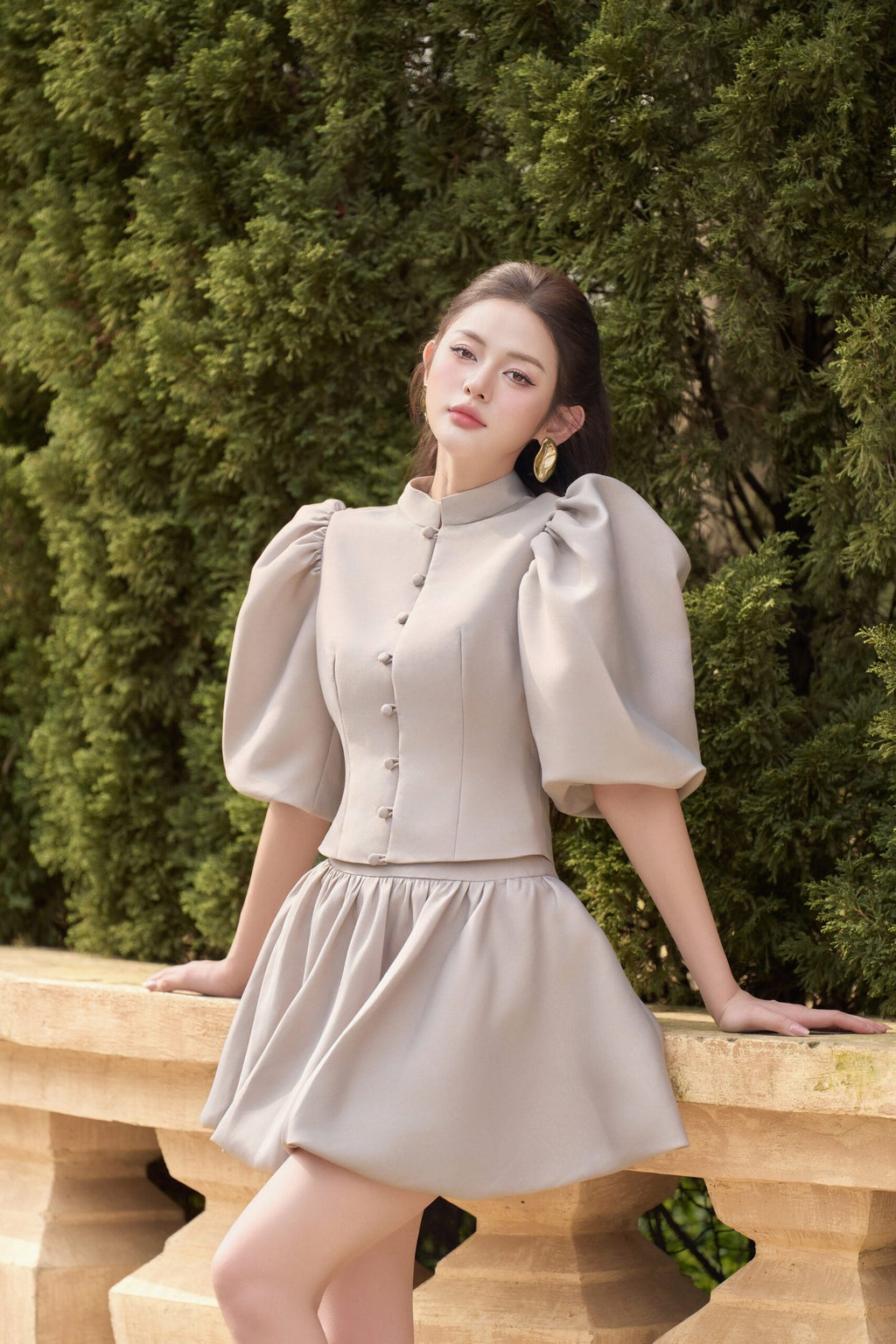 Eugene Set by Tiffany Studio — grey, leaning on a balustrade
