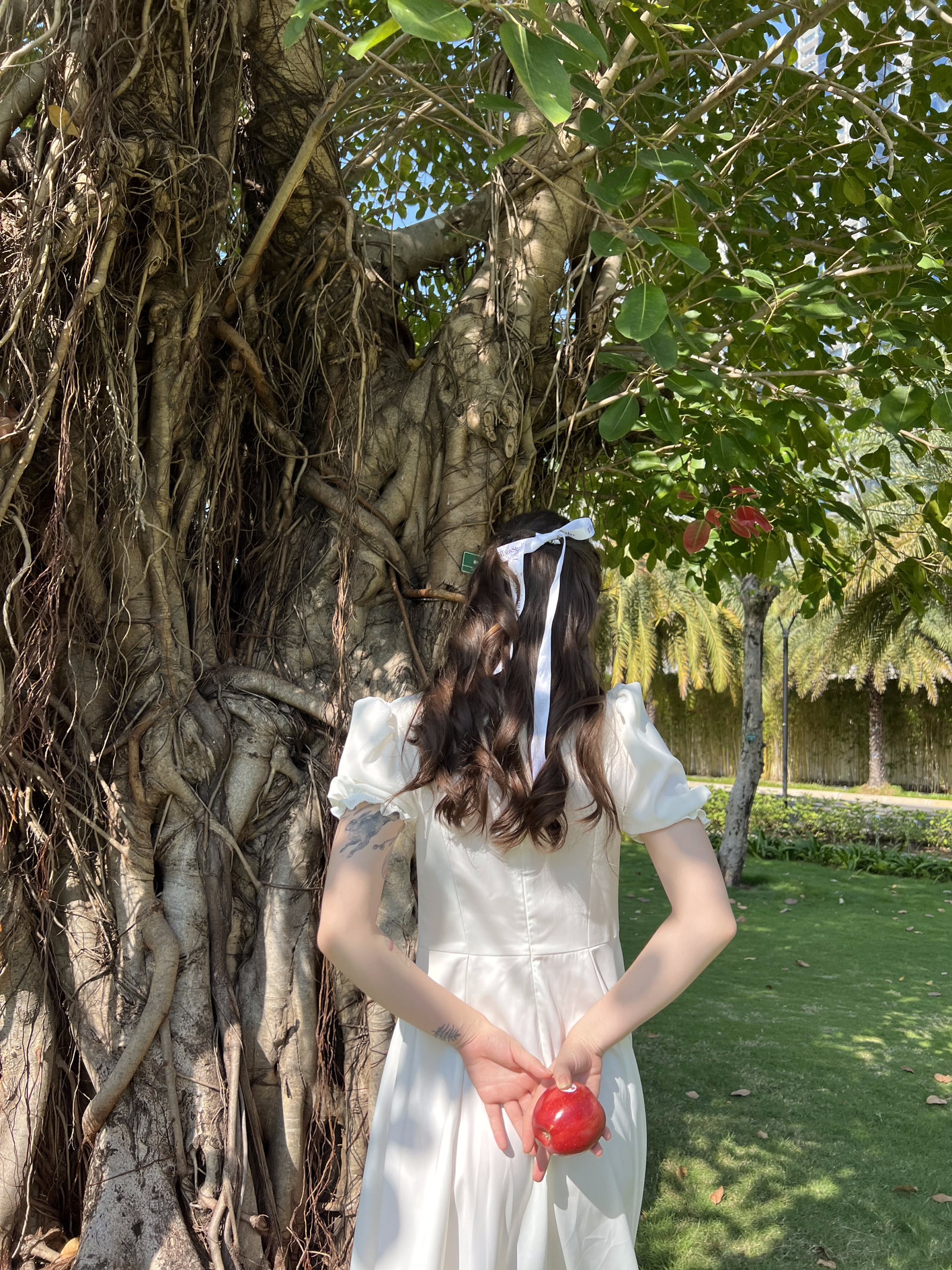 JACLYN DRESS - ALL WHITE EDTION