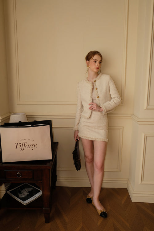 CAROL TWEED SET IN BEIGE