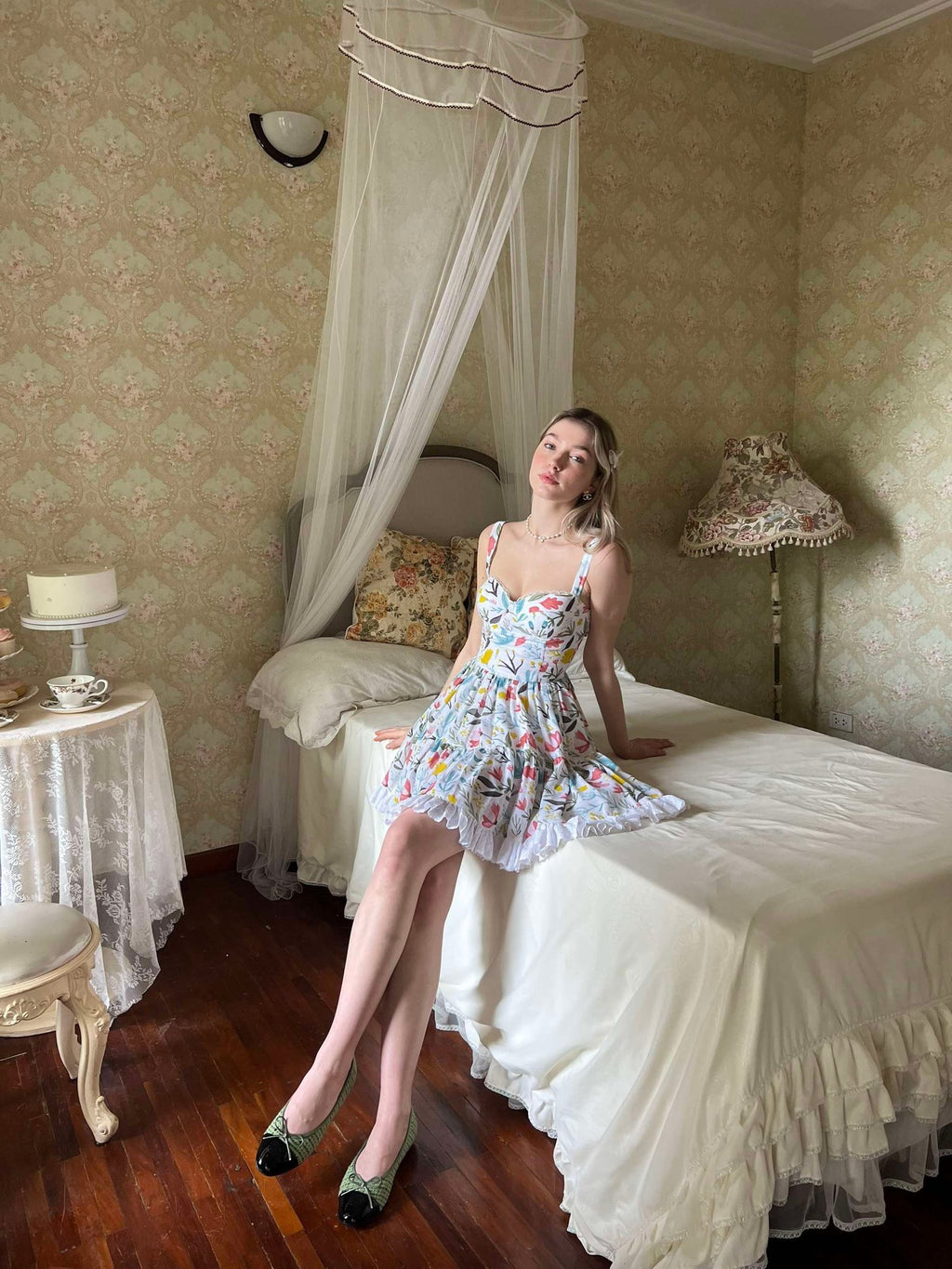 MEGAN DRESS SPECIAL EDITION