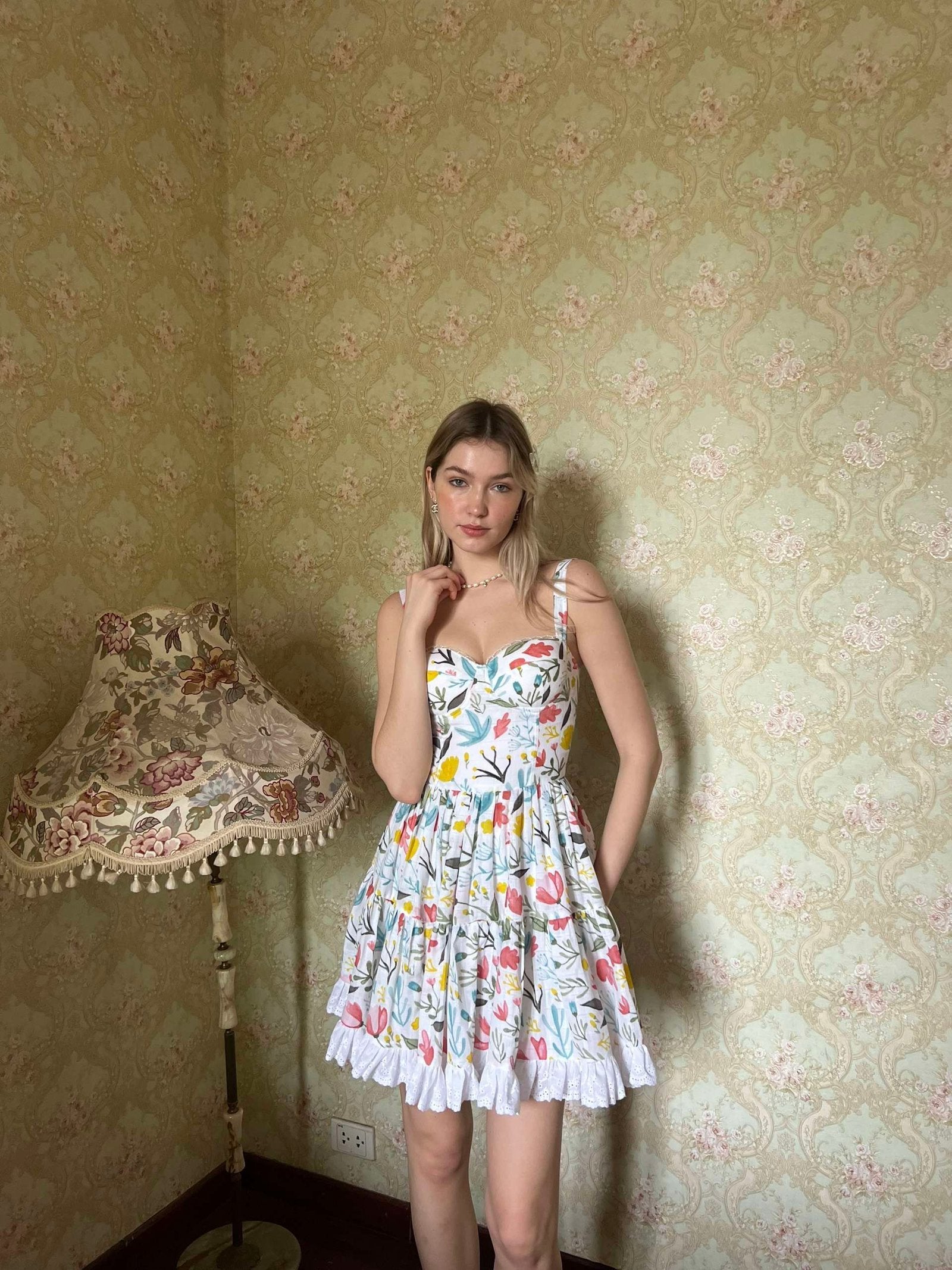 MEGAN DRESS SPECIAL EDITION