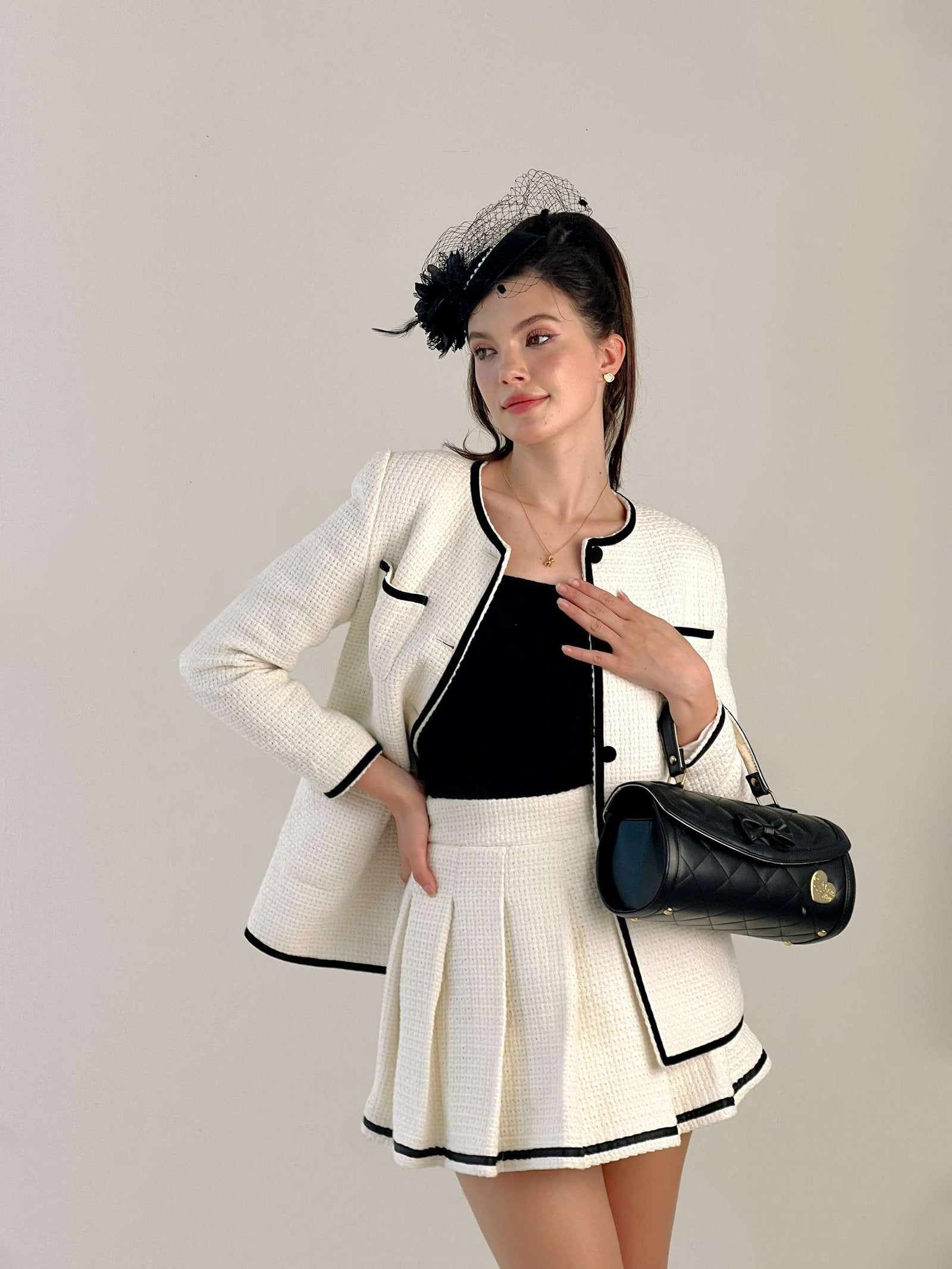 HELENE SET IN SPECIAL EDITION