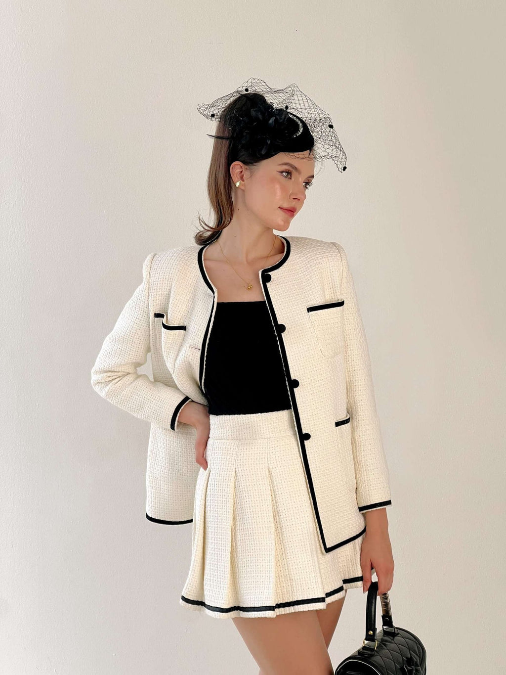 HELENE SET IN SPECIAL EDITION